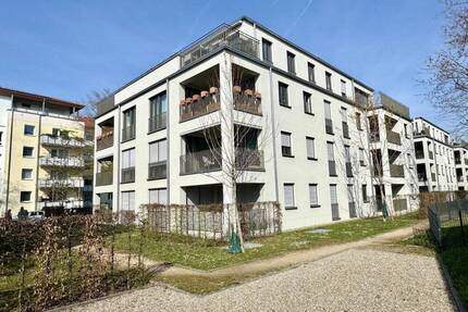 top-moderne 3-Zimmer Erdgeschosswohnung im Zentrum von Weil am Rhein