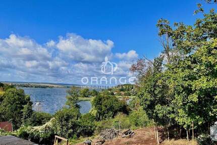 *** Rarität: Baugrundstück mit Seeblick in Seeburg ***