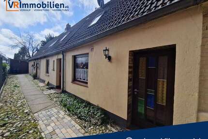 Haus zum Kaufen in Husum 215.000,00 € 189 m²