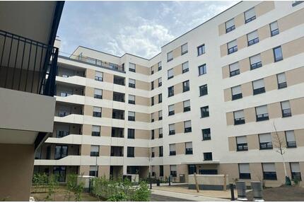 Vier Wände zum Wohlfühlen. - 1.706,00&nbsp;EUR Kaltmiete, ca.&nbsp; 105,31&nbsp;m&sup2; in Düsseldorf (PLZ: 40211) Pempelfort