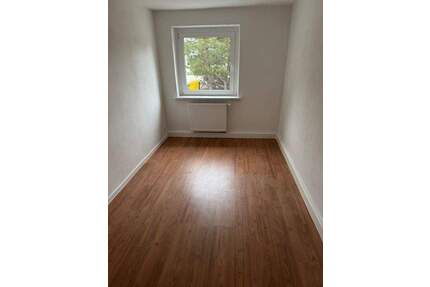 Geräumige 3,5-Zimmer-Wohnung mit Moderne in Lindenau