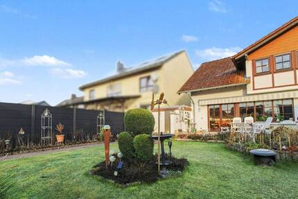 Ankommen und Zuhause sein - liebevoll gepflegte Doppelhaushälfte mit großem Garten - Babenhausen