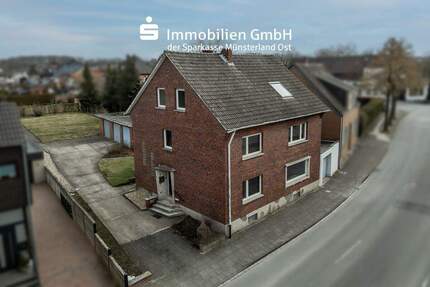 Vielseitige Nutzungsmöglichkeiten auf großem Grundstück in Neubeckum! - Beckum / Neubeckum