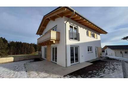 Haus zum Mieten in Schechen 2.600,00 € 181 m²