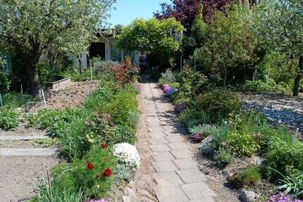 Erholung pur Garten in 04564 Böhlen Top mit massiver Laube