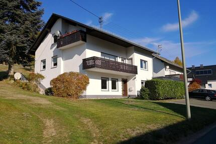 Wunderschöne, ruhig gelegene 3,5-Zimmer-Wohnung-57258 Freudenberg