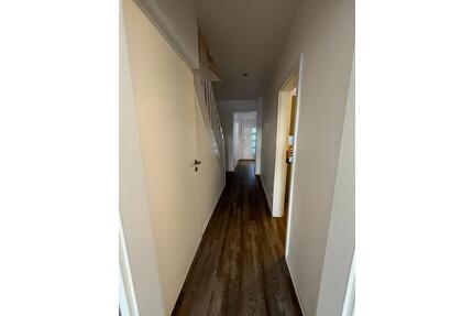 Reihenmittelhaus zur Miete - 1.500,00&nbsp;EUR Kaltmiete, ca.&nbsp; 100,00&nbsp;m&sup2; in Trappenkamp (PLZ: 24610)