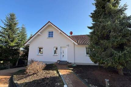 Ihr Traumhaus direkt an der Weinstraße Saale-Unstrut gelegen! - Naumburg (Saale)