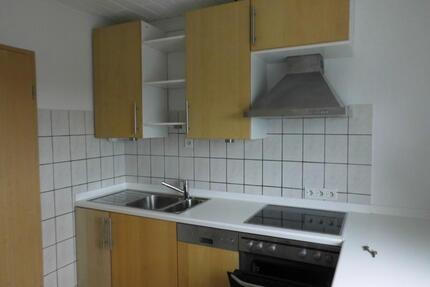 sehr ruhige und grüne 3,5 ZKB im DG m. Balkon und 1 Stellplatz - Wuppertal Dönberg