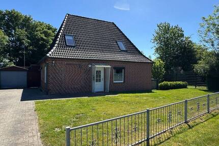 Saniertes Einfamilienhaus mit Wohlfühlcharakter für die ganze Familie am Rand von Marne
