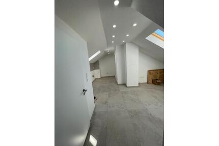 Dachwohnung zur vermieten - 950,00&nbsp;EUR Kaltmiete, ca.&nbsp; 70,00&nbsp;m&sup2; in Pfaffenhofen (PLZ: 74397)