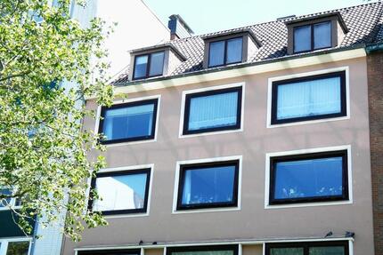 Gemütliche 2-Zimmer-Mietwohnung ... ... mitten in der Stadt ab den 01.06.2026 zu vemieten - Bremerhaven