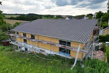 Zu vermieten: Helle & Großzügige 4-Zimmer-Wohnung in Mirskofen - Essenbach