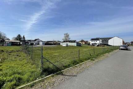 Grundstück zu verkaufen in Egelsbach 624.360,00 € 484 m²