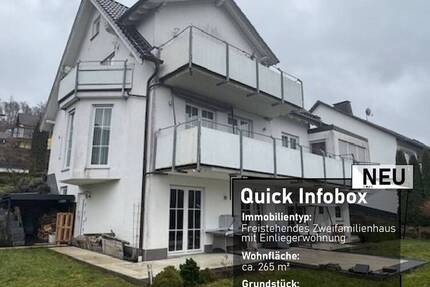 Modernes und freistehendes Ein- bzw. Zweifamilienhaus mit Einliegerwohnung auf einem großzügigen Grundstück in guter Lage der Gemeinde Herscheid