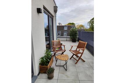 Moderne Penthouse Wohnung mit großem Balkon in Altona - Hamburg Altona-Nord