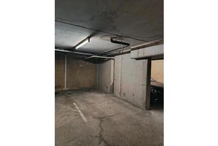 Parkplatz in zentrale Lage in Homburg