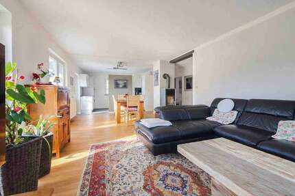 Haus zum Kaufen in Limeshain 580.000,00 € 173.04 m²