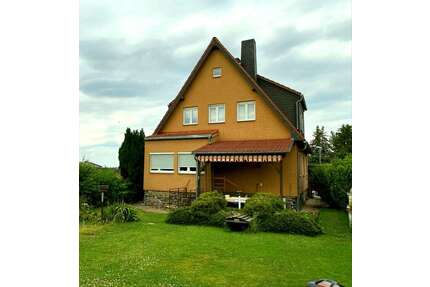 Haus zum Kaufen in Schmölln 198.000,00 € 124 m²