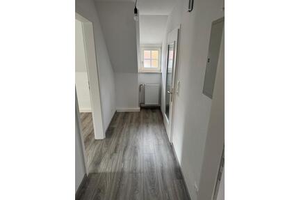 2-Zimmer DG Sontra - 320,00&nbsp;EUR Kaltmiete, ca.&nbsp; 40,00&nbsp;m&sup2; in Sontra (PLZ: 36205)