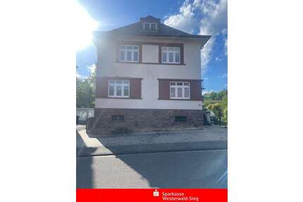 Haus zum Kaufen in Betzdorf 189.000,00 € 125 m²