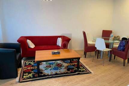 Wohnung zum Mieten in Frankfurt am Main 2.400,00 € 85 m²