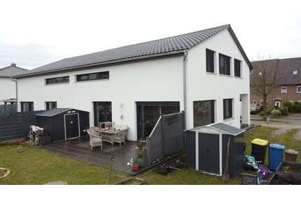 Haus zum Kaufen in Burg 290.000,00 € 140 m²