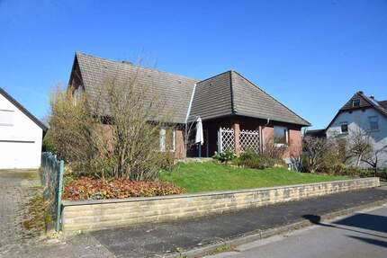 Perfekt gepflegtes Wohnhaus in gefragter Wohnlage von Enger