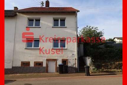 Haus zum Kaufen in Steinbach 79.000,00 € 171.2 m²