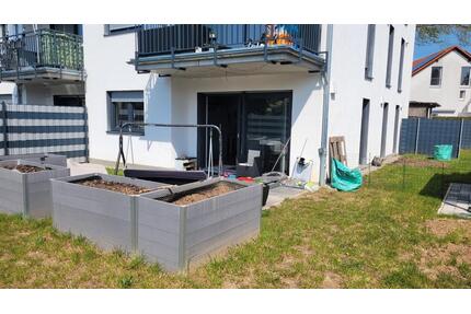 Nachmieter für schöne 4 Zimmer Wohnung mit Garten in Flörsheim ge - Flörsheim am Main