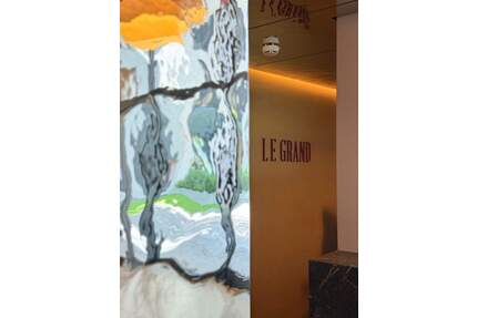 Modernes Wohnen im Pandion le Grand - exklusive 3-Zimmer-Wohnung mit Balkon und Parkblick - Düsseldorf Pempelfort