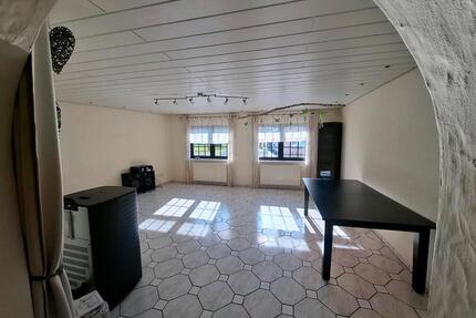 4 Zimmer Küche Bad - 700,00&nbsp;EUR Kaltmiete, ca.&nbsp; 125,00&nbsp;m&sup2; in Illingen (PLZ: 66557)