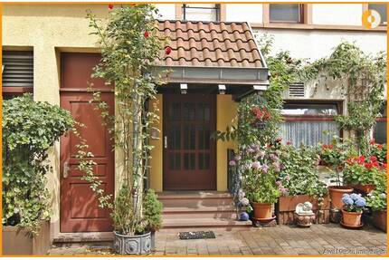 Axel Meisen Immobilien: Single-Oase in Fußgängerzone - Heidelberg Altstadt