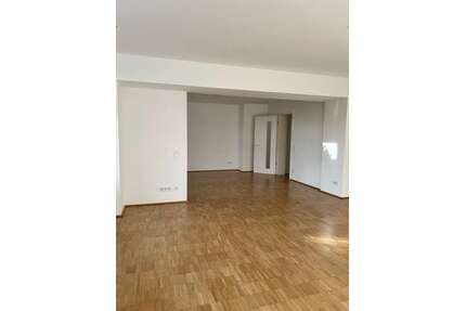 Wohnung zum Mieten in Duisburg 1.450,00 € 118 m²