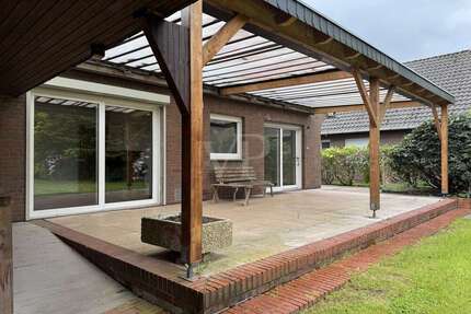 Haus zum Kaufen in Westerstede Halsbek 399.000,00 € 187.06 m² - Westerstede / Halsbek