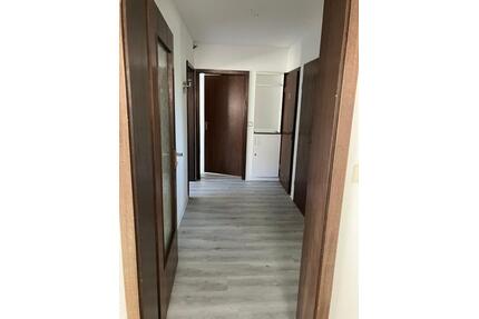 3 Zim, Balkon 2x4m,Einbauküche, Renoviert - Heilbronn Frankenbach