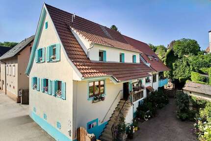 Haus zum Kaufen in Herbolzheim 775.000,00 € 220 m²