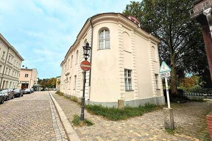 Sanierte Altstadtwohnung im barocken Denkmalensemble von Spandau - Berlin