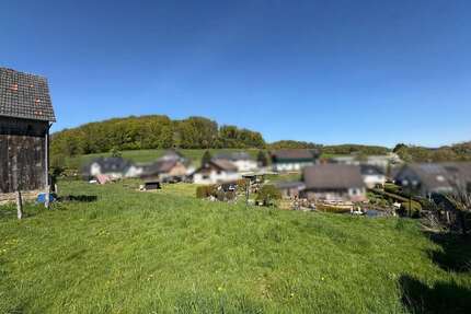 Grundstück zu verkaufen in Lindlar 140.000,00 € 990 m²