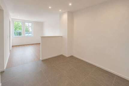 Haus zum Mieten in Rümmelsheim 950,00 € 120 m²