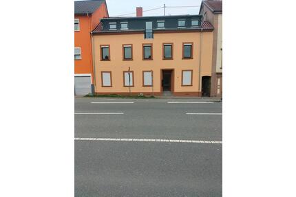 Zu Vermiete 1.Zimm.Kuche.Bad.Eg.Rest. - Neunkirchen