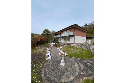 Hochwertig ausgestattetes 1-2 Familienhaus (mit Gewerbeoption) - Mühlhausen