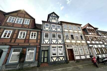 Haus zum Kaufen in Peine 89.000,00 € 192 m²