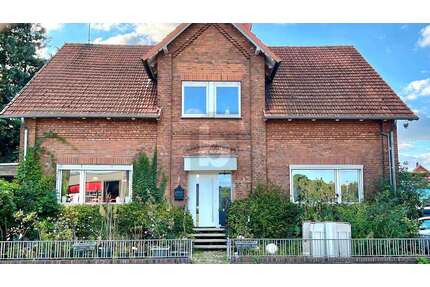 Haus zum Kaufen in Bassum 350.000,00 € 397 m²