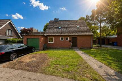 Haus zum Kaufen in Meldorf 149.000,00 € 114.43 m²