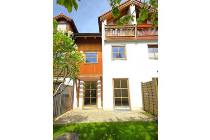 Modernes Familienhaus mit Dachstudio, Loggia, Garten und großem Hobbyraum- fußläufig zur S-Bahn - Markt Schwaben