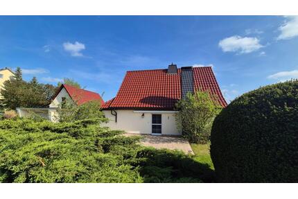 Gepflegtes Einfamilienhaus mit liebevoll angelegten Garten - Seegebiet Mansfelder Land