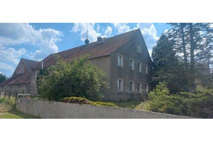 ‼️WICHTIG: Besichtigungspause‼️ Bauernhaus mit Nebengebäude - Gröditz