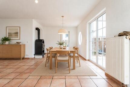 Doppelhaushälfte, Garten, Doppelgarage, 2 Balkone-mietenkaufen - Niefern-Öschelbronn