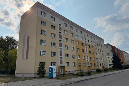 4-Zimmer-Eigentumswohnung mit Balkon in Nünchritz